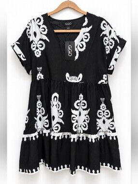 GiGiO USA Black & White Boho Print Tiered Dress Size Large NWT
